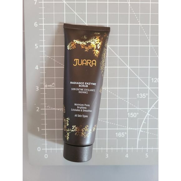 JUARA SKINCARE Radiance Enzyme Scrub - Picture 5 of 5